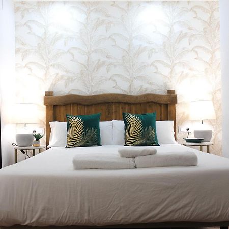 Monkeys Apartments Pureza House Siviglia Esterno foto