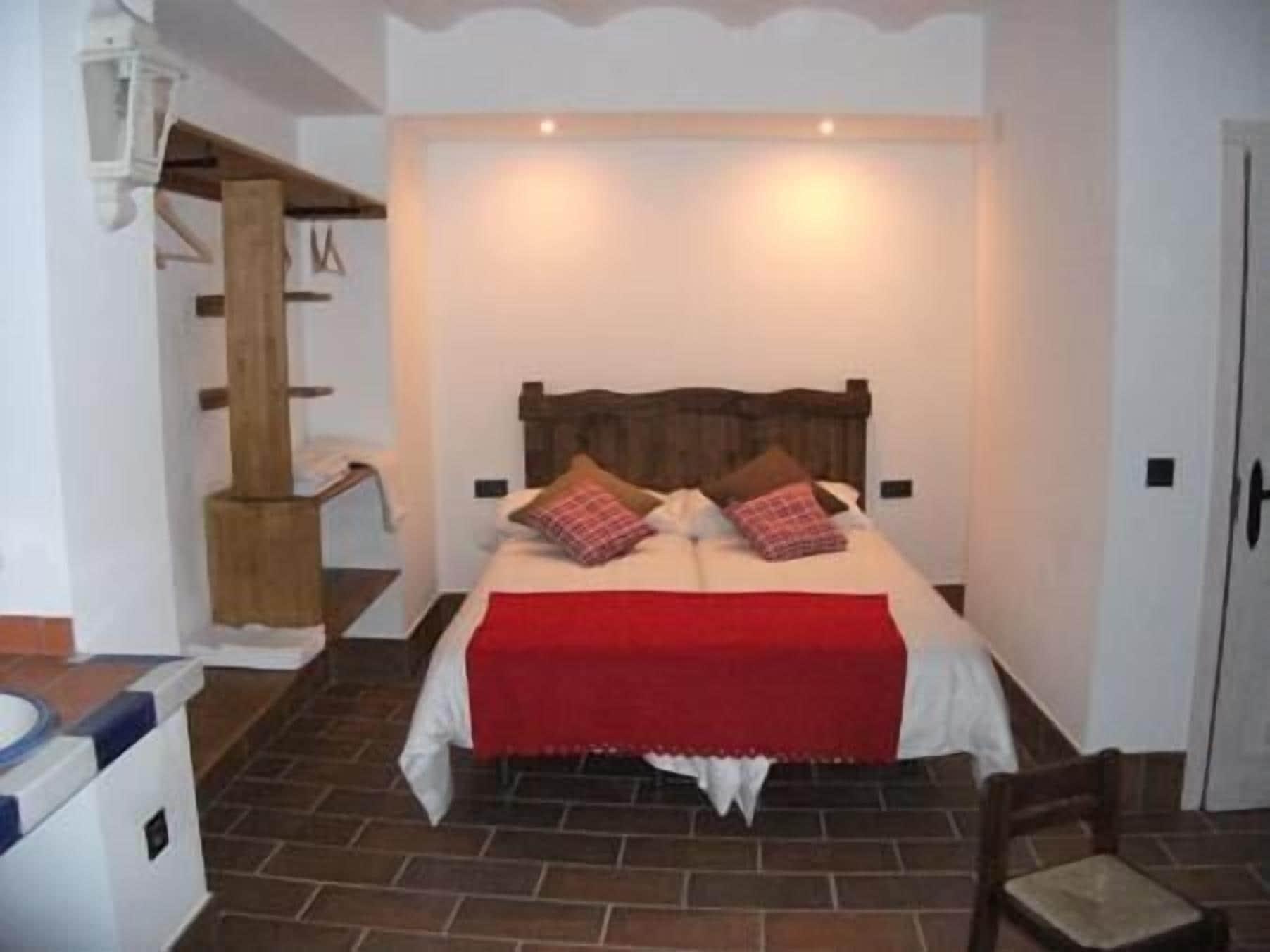 Monkeys Apartments Pureza House Siviglia Esterno foto