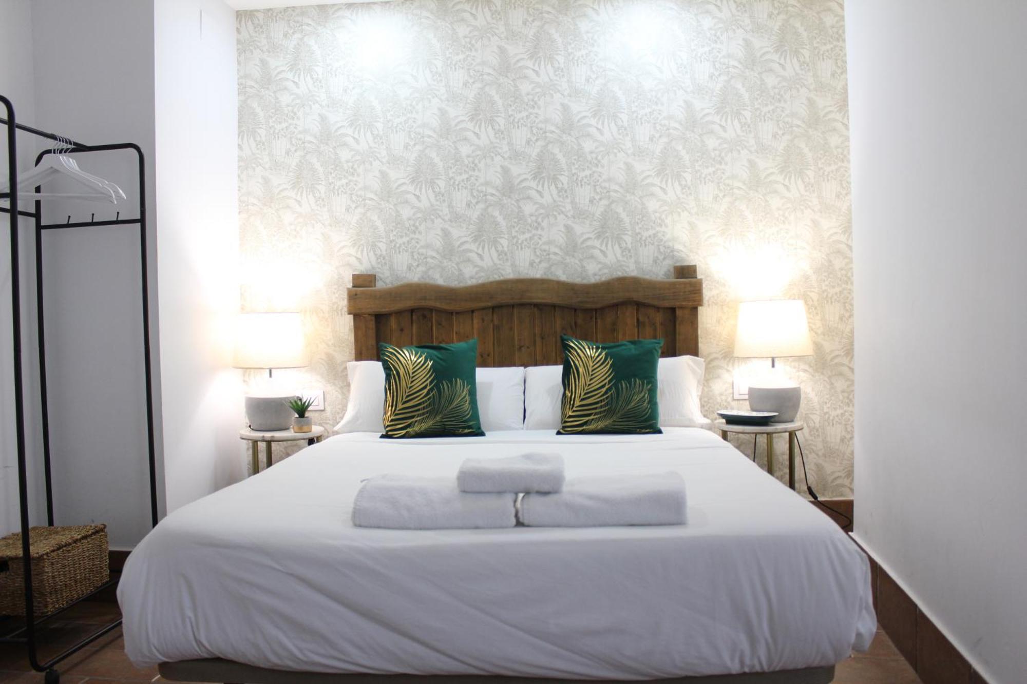 Monkeys Apartments Pureza House Siviglia Esterno foto