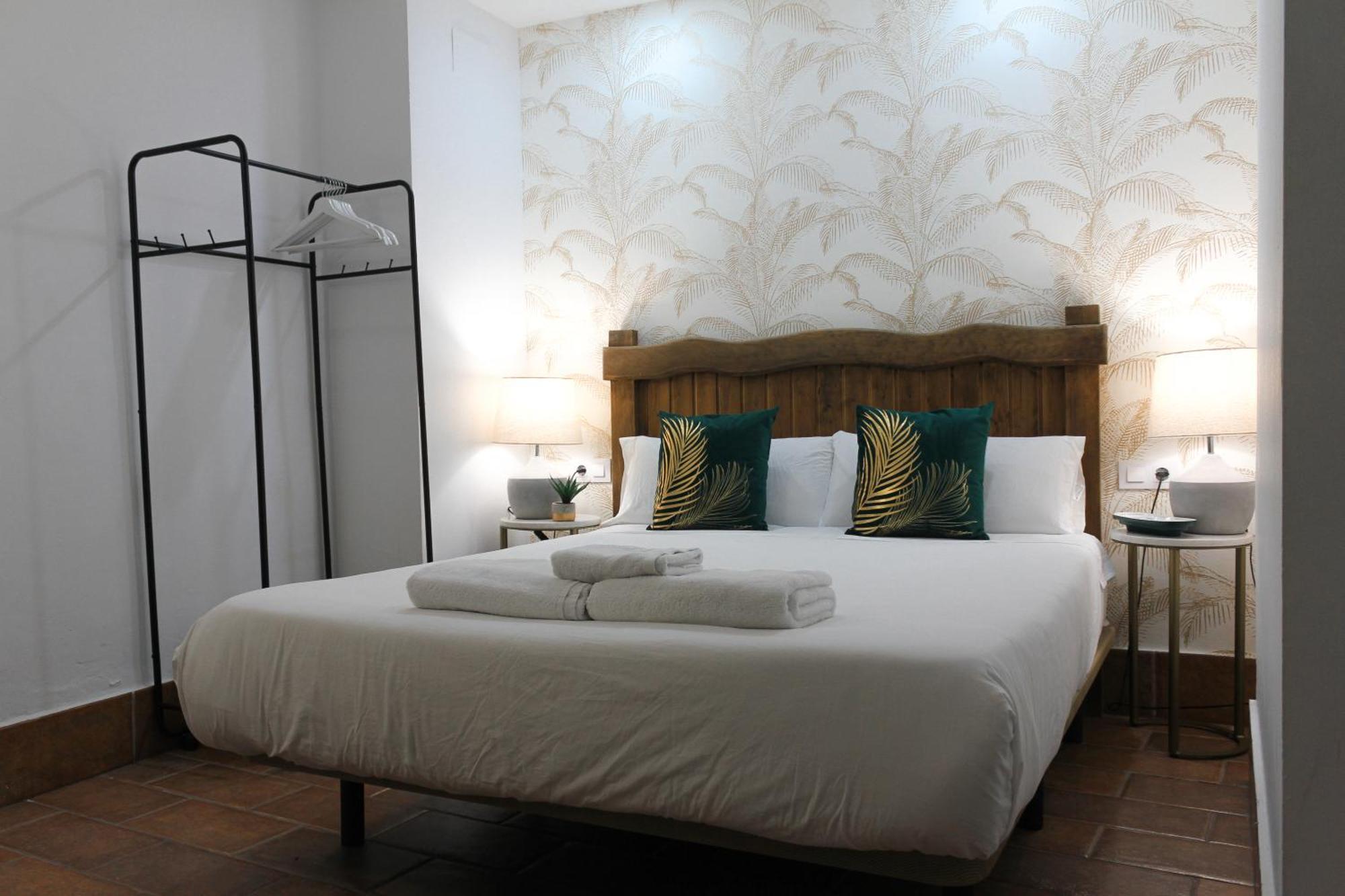 Monkeys Apartments Pureza House Siviglia Esterno foto